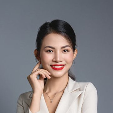 Samantha persona portrait